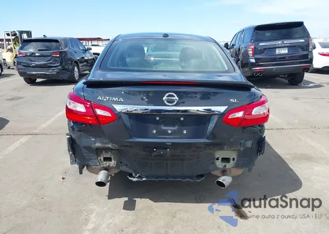 2017 Nissan Altima 2.5 Sl z USA, uszkodzony, nr VIN 1N4AL3AP9HC474165